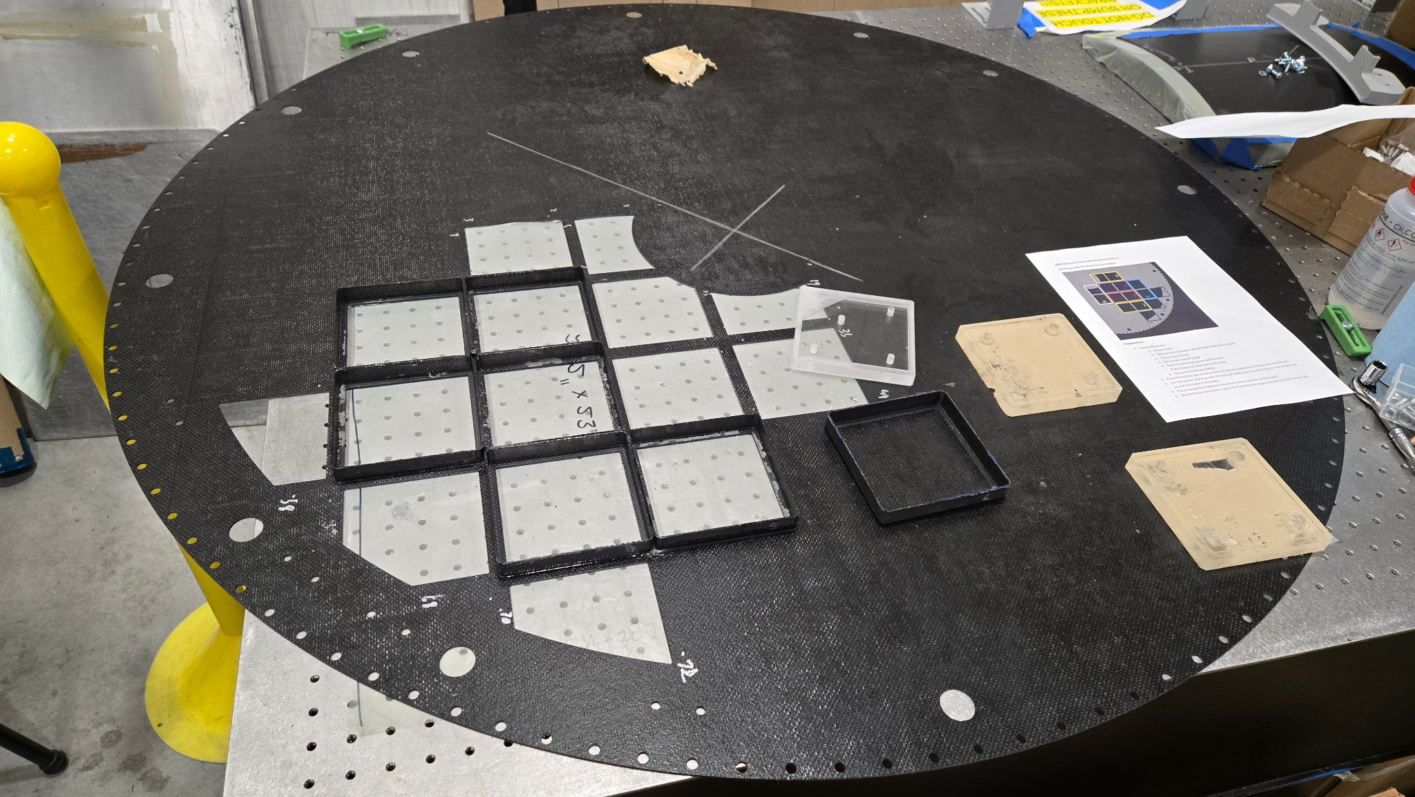 Large composite sensor plate developed in research program
